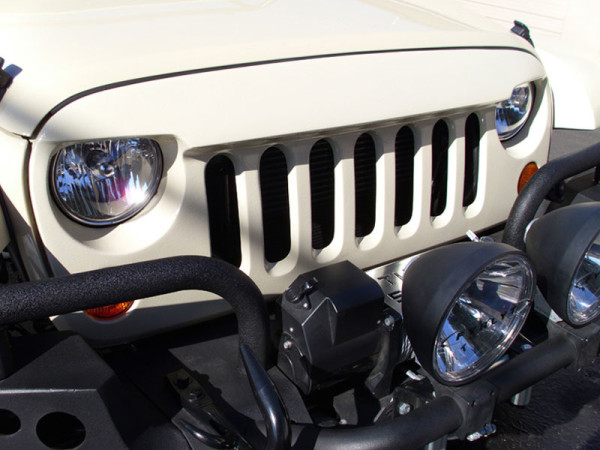 Jeep Wrangler 07-17 Aggressive Grille